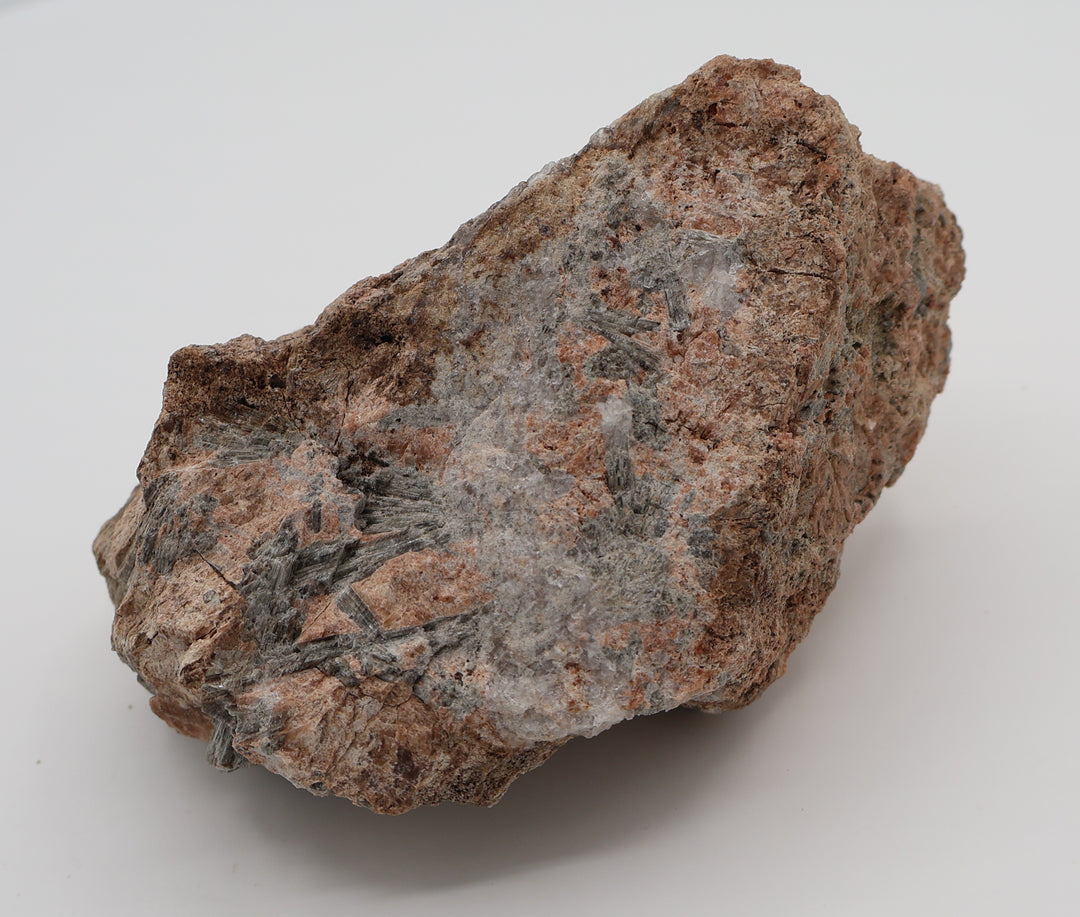 Vesuvianite(Idocrase) with Grossular Garnet